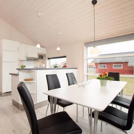 2 Ocean A 115 Holiday home