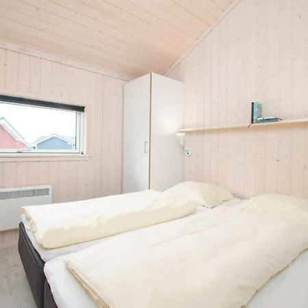 2 Ocean A 115 Holiday home